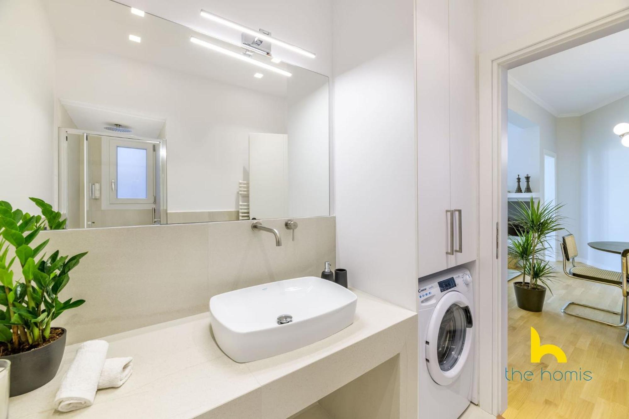 Sun-Splashed 2-Bdr Corner Apartment With Hillside Views! Афины Экстерьер фото